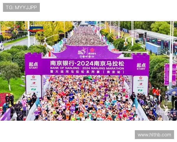 南京城市马拉松点评：攀岩队灵活应变展现团队实力与风采