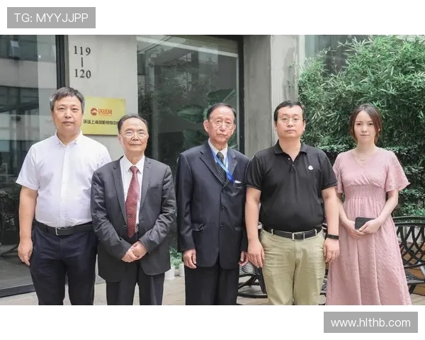 吴强畅谈英雄联盟发展历程与未来展望的深度专访