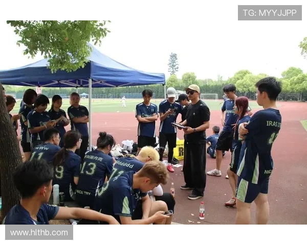 成都飞盘队与重庆飞盘队赛后状态分析与表现总结