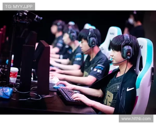 RNG实力引发热议电竞圈对王者荣耀战队表现的多方讨论与分析